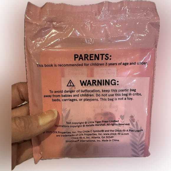 2025 YOU’RE MY LITTLE BOOKWORM BOARD BOOK YOURE MY LITTLE COLLECTION CHICK FIL A - Picture 3 of 6